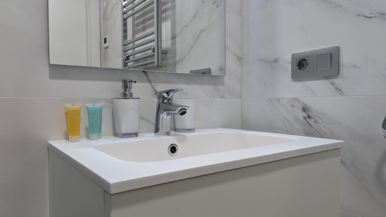 Sunset Cliffs Stylish Apartment Бенидорм Екстериор снимка
