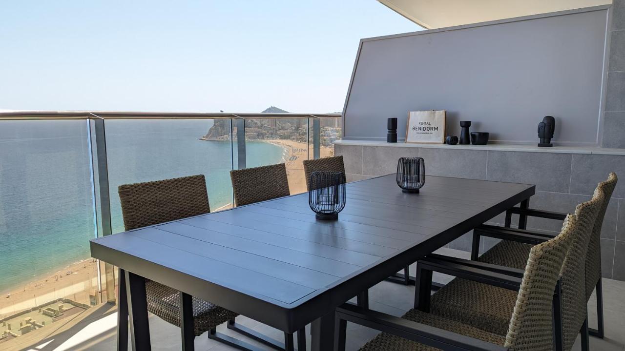 Sunset Cliffs Stylish Apartment Бенидорм Екстериор снимка